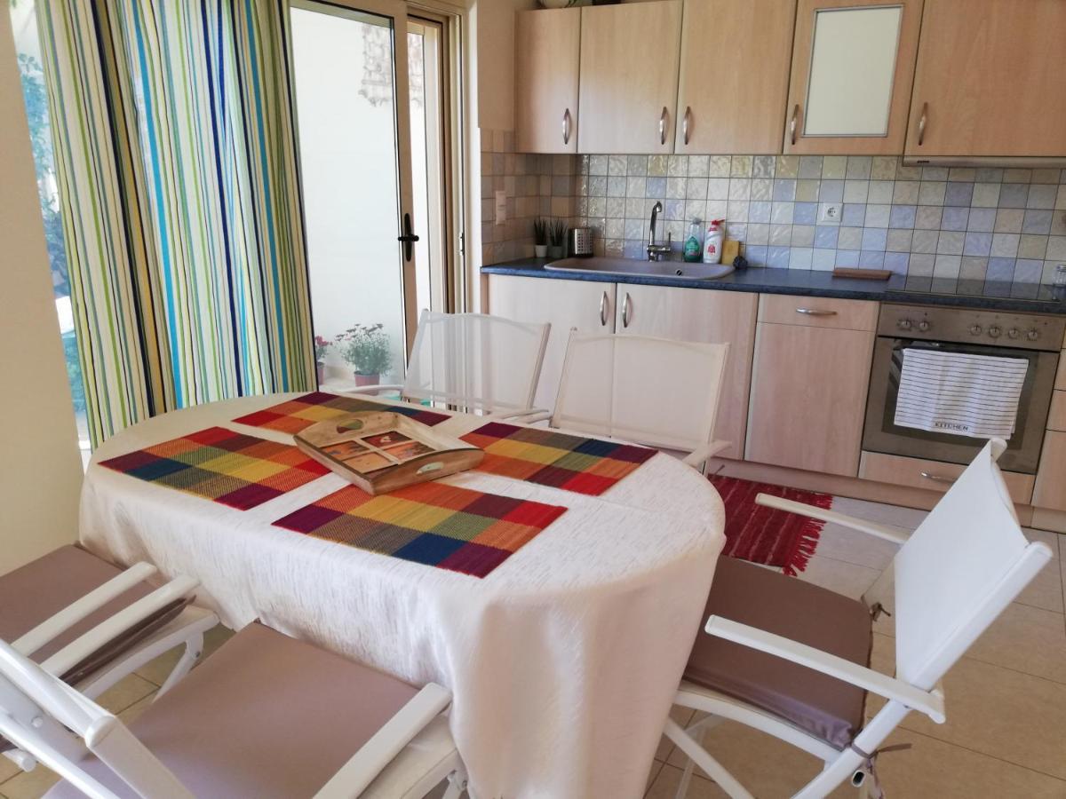 Althea Holiday Studio Agia Marina  Extérieur photo