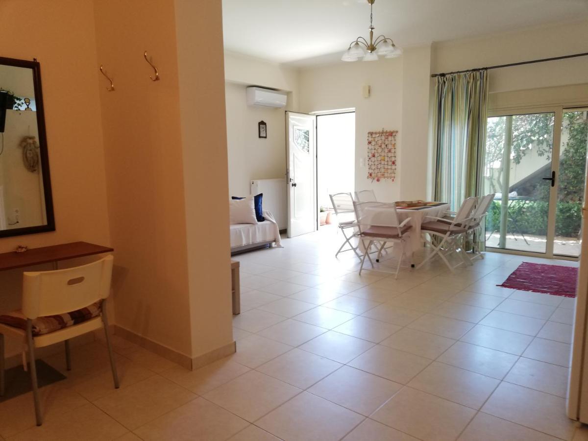 Althea Holiday Studio Agia Marina  Extérieur photo